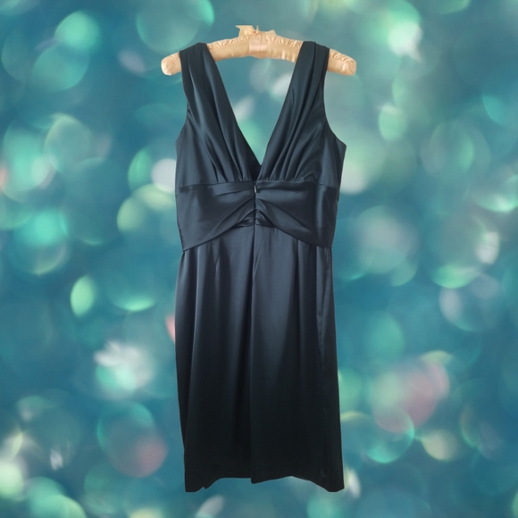 Jessica Howard Forest Green Satin 6P Dress - Picture 2 of 5